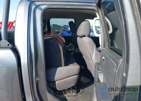 2022 Nissan Frontier S 4X2 z USA, uszkodzony, nr VIN 1N6ED1EJ5NN622523